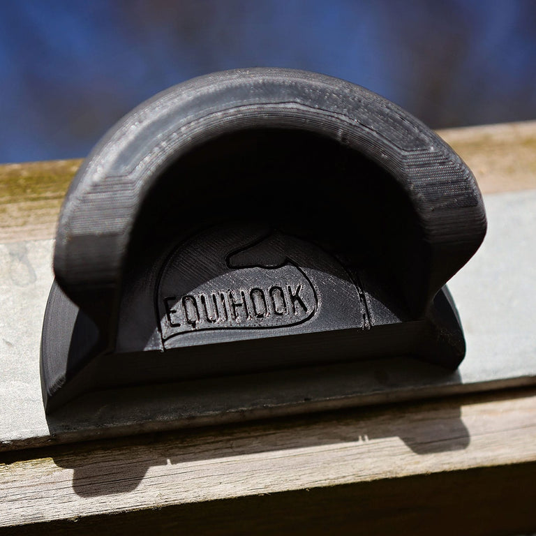 EquiHook Magnetic Bridle Hook - Black