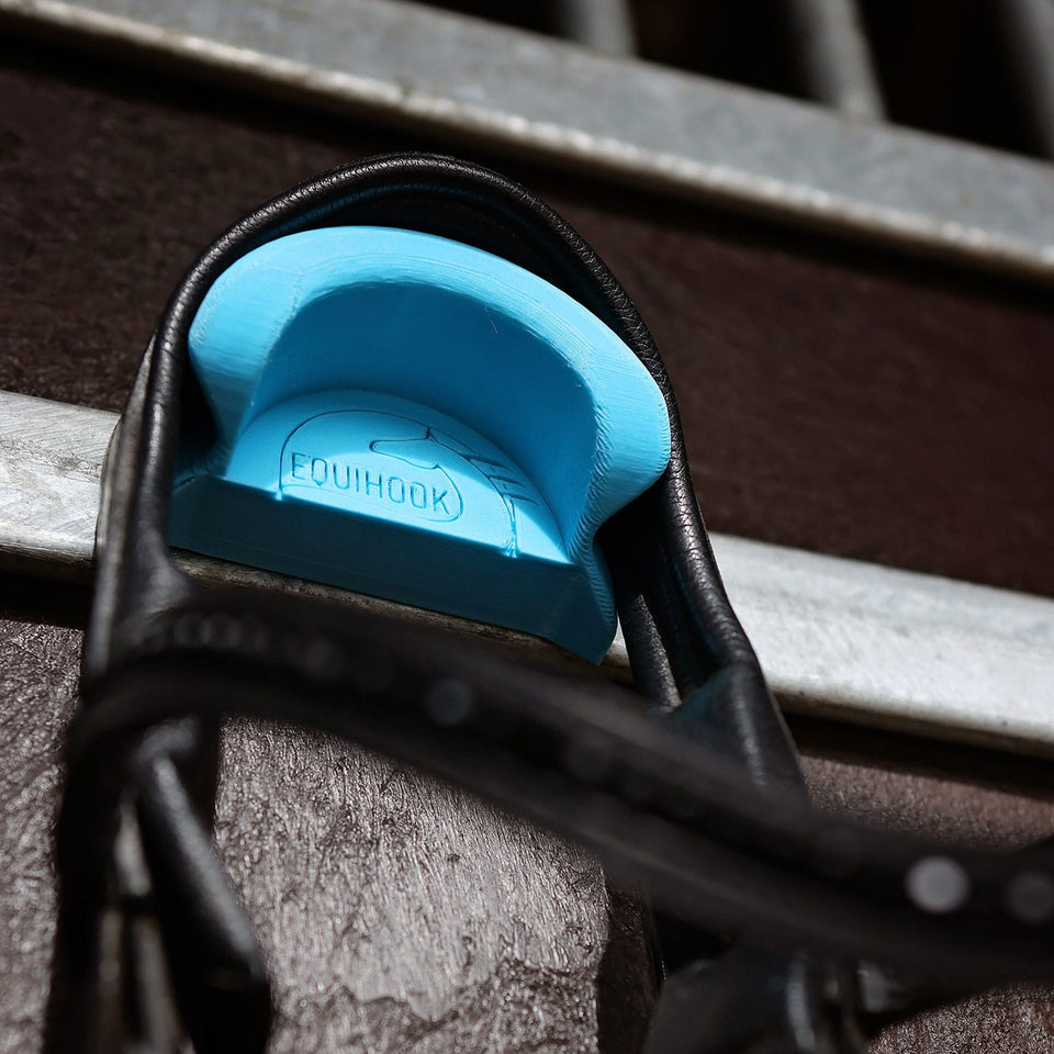 EquiHook Magnetic Bridle Hook - Blue