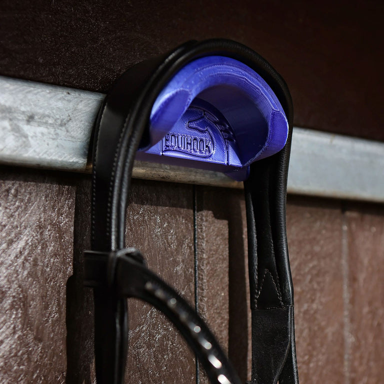 EquiHook Magnetic Bridle Hook - Shiny Navy