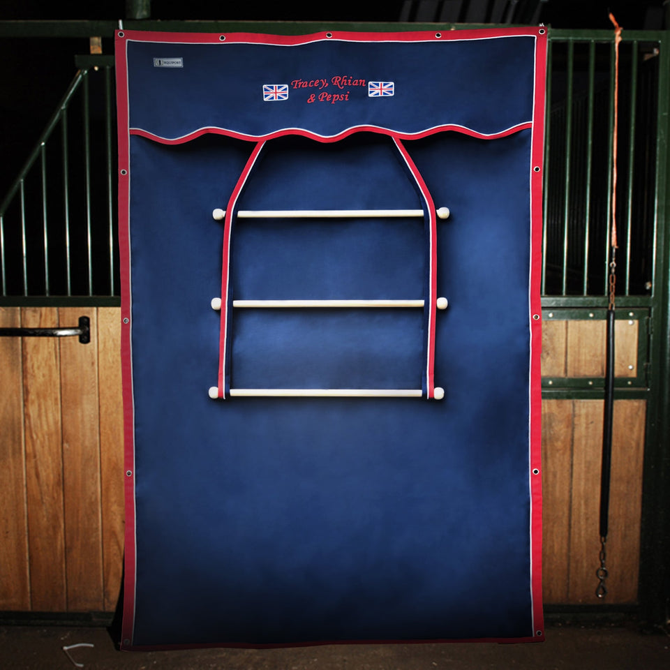 Equiport Integrated Stable Drape and Rug Rack