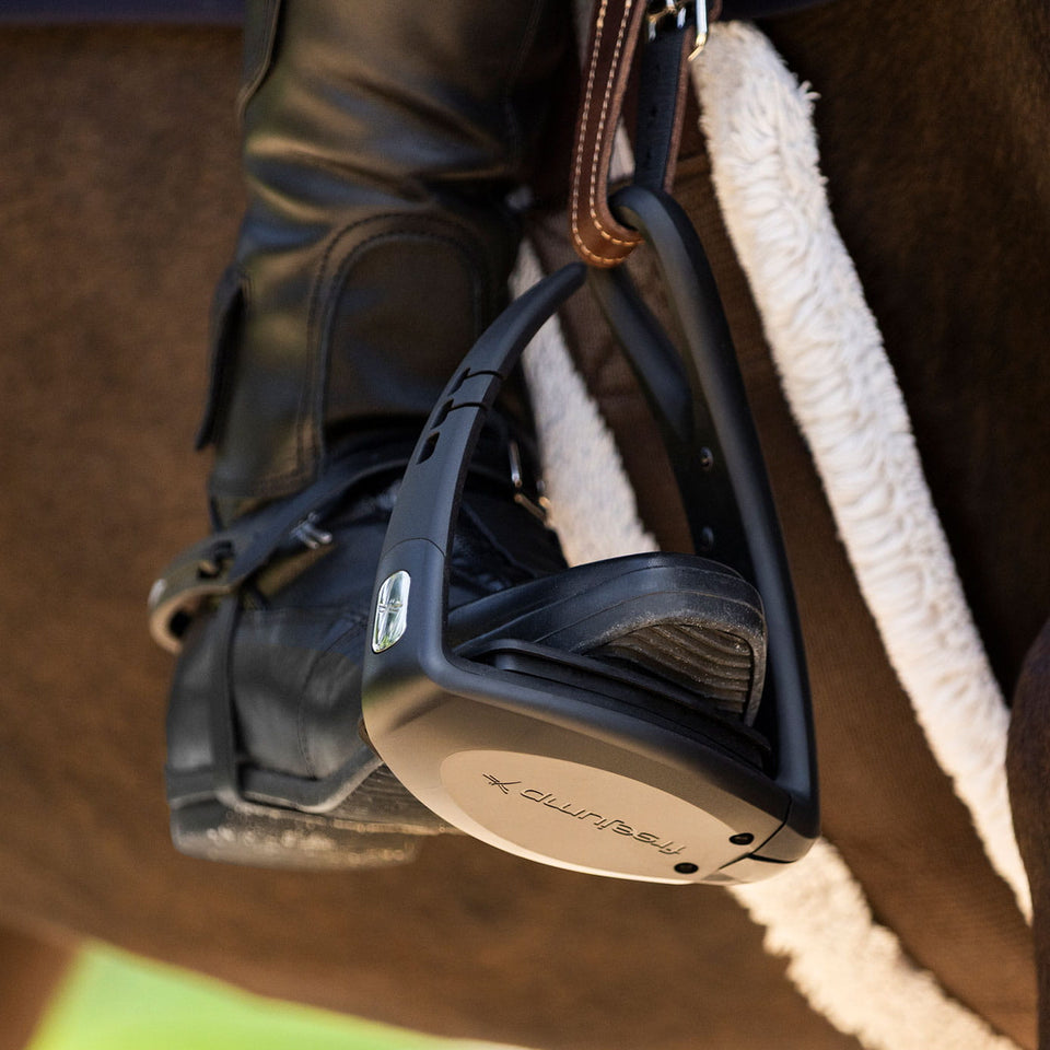 Freejump New Soft'Up Pro Stirrups - Black
