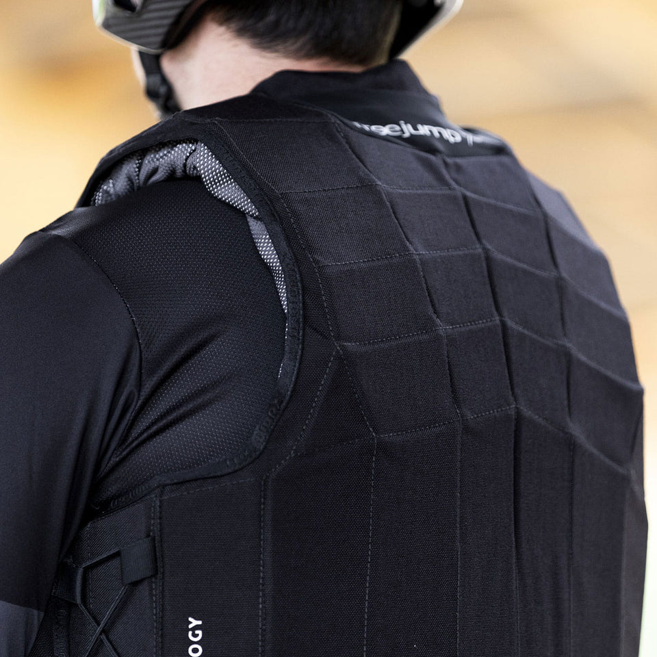 Freejump X'Air Safe Hybrid Air Vest and Body Protector - Black
