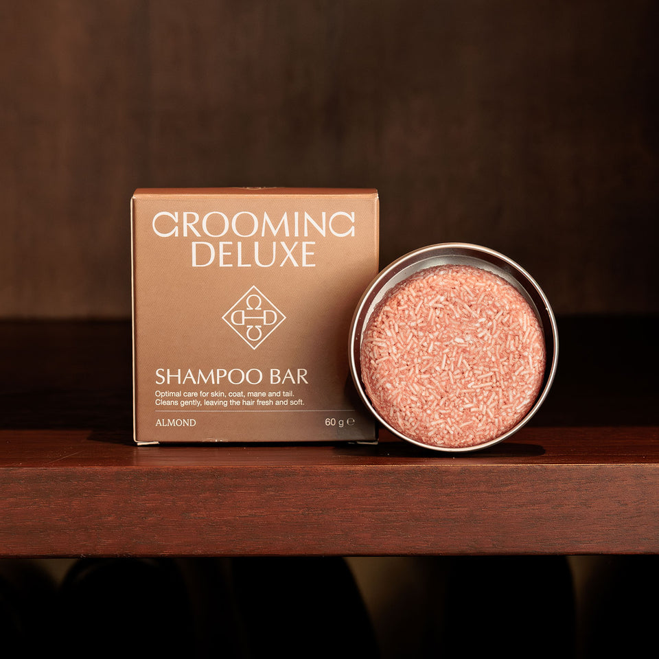 Grooming Deluxe Shampoo Bar - Almond