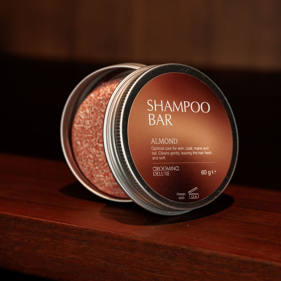Grooming Deluxe Shampoo Bar - Almond
