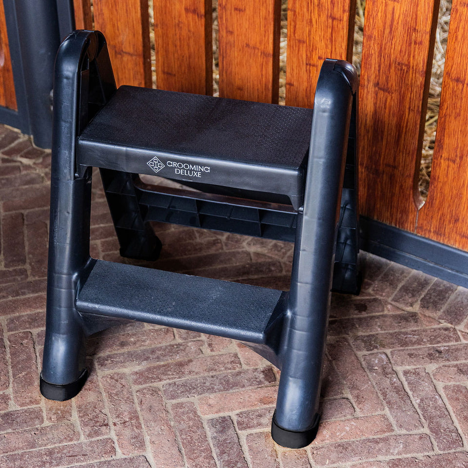 Grooming Deluxe Foldable Steps 58cm - Black