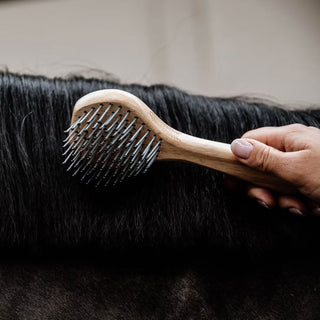 Grooming Deluxe Mane and Tail Brush