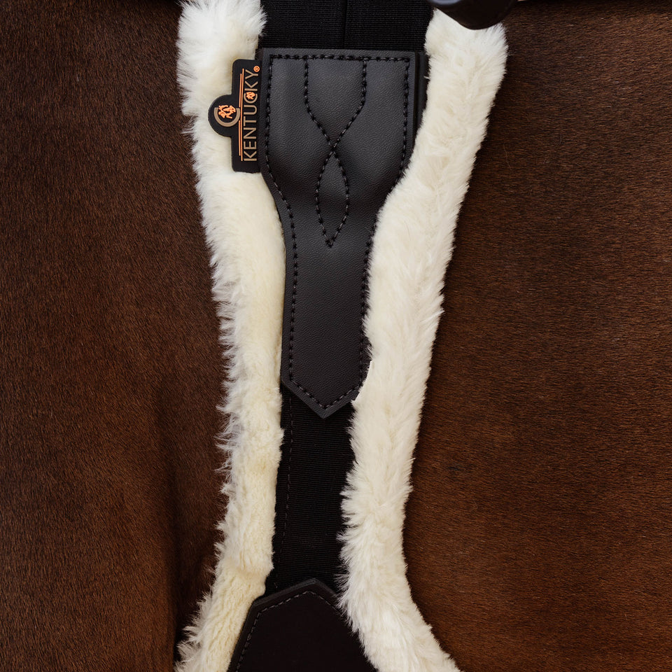 Kentucky Horsewear Anatomic Sheepskin Stud Girth - Black