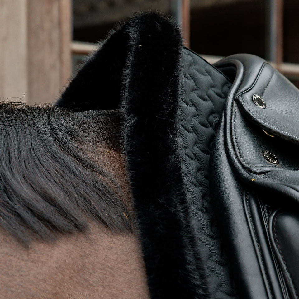 Kentucky Horsewear Faux Fur Trim Dressage Saddle Cloth - Black