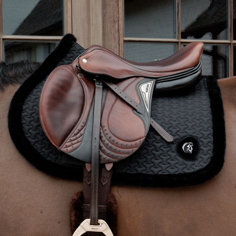 Kentucky Horsewear Faux Fur Trim Jumping Saddle Cloth - Black