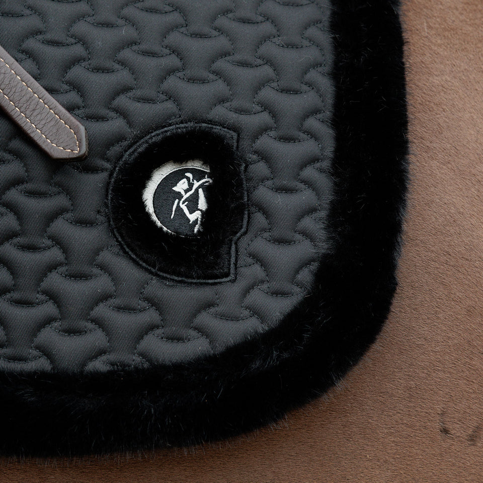Kentucky Horsewear Faux Fur Trim Jumping Saddle Cloth - Black