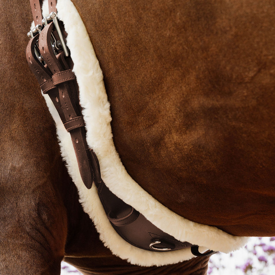Kentucky Horsewear New Sheepskin Anatomic Short Girth - Brown