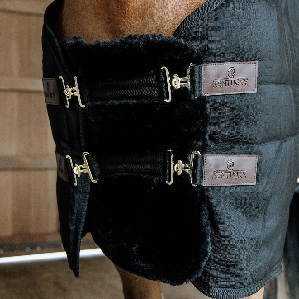 Kentucky Horsewear Sheepskin Chest Expander - 2 Buckles - Black