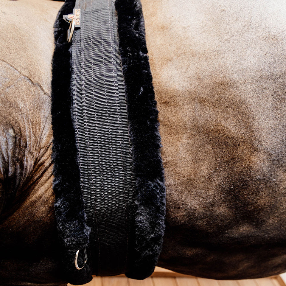 Kentucky Horsewear Sheepskin Girth - Black/Black