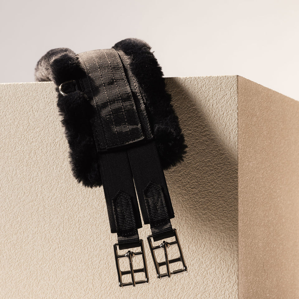 Kentucky Horsewear Sheepskin Girth - Black/Black