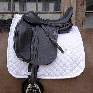 Kentucky Horsewear Skin Friendly Sheepskin Diamond Dressage Saddle Cloth - White