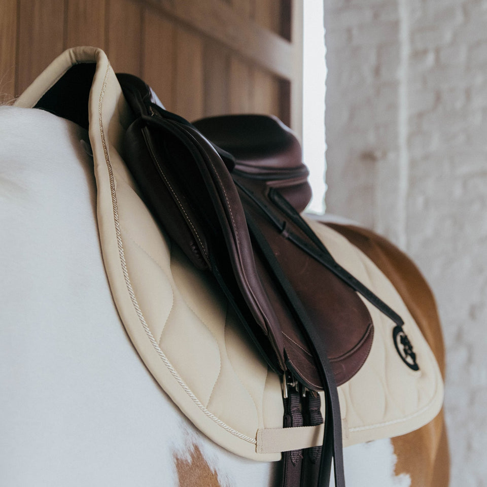 Kentucky Horsewear Wave 3D Logo Saddle Cloth - Beige