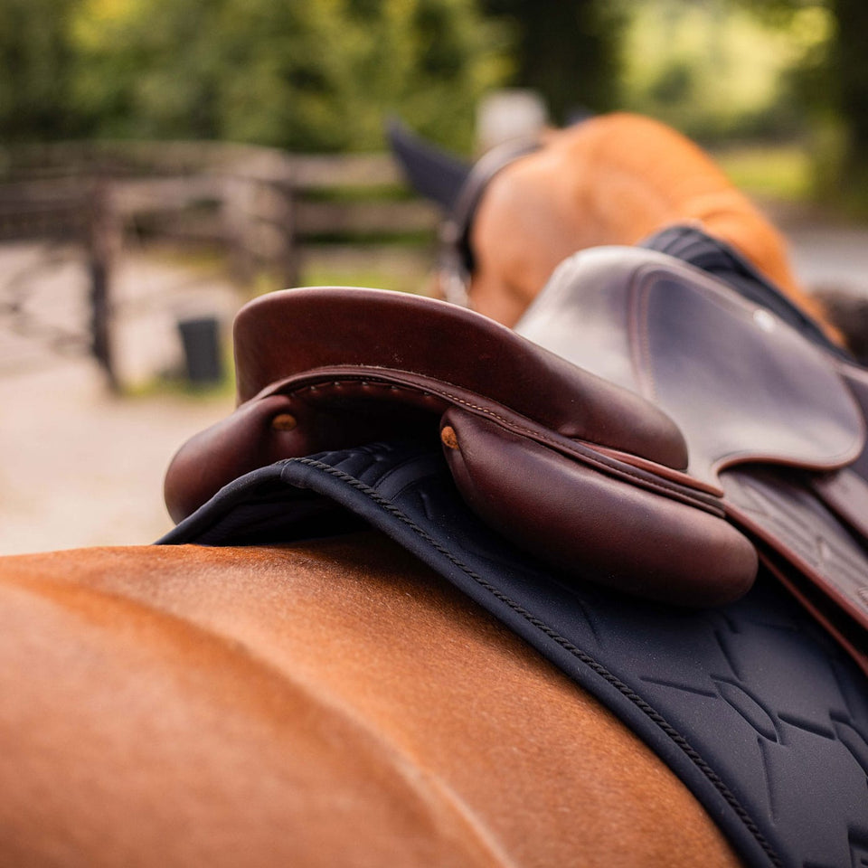 Samshield SpineShield Crystal Jumping Saddle Cloth - Black
