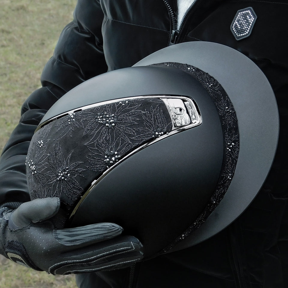 Samshield V2 Miss Shield Black Shadowmatt with Spring Flower Top and Band