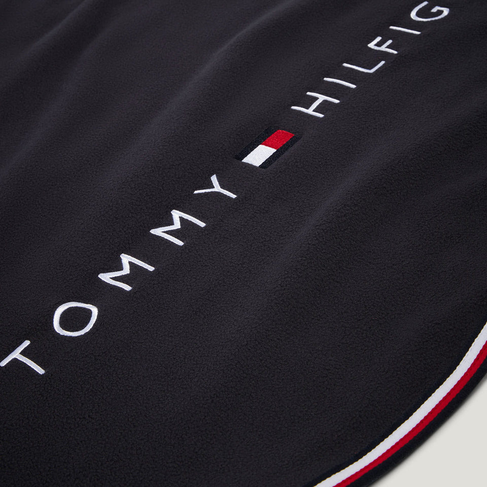 Tommy Hilfiger Ivy Fleece Rug - Desert Sky