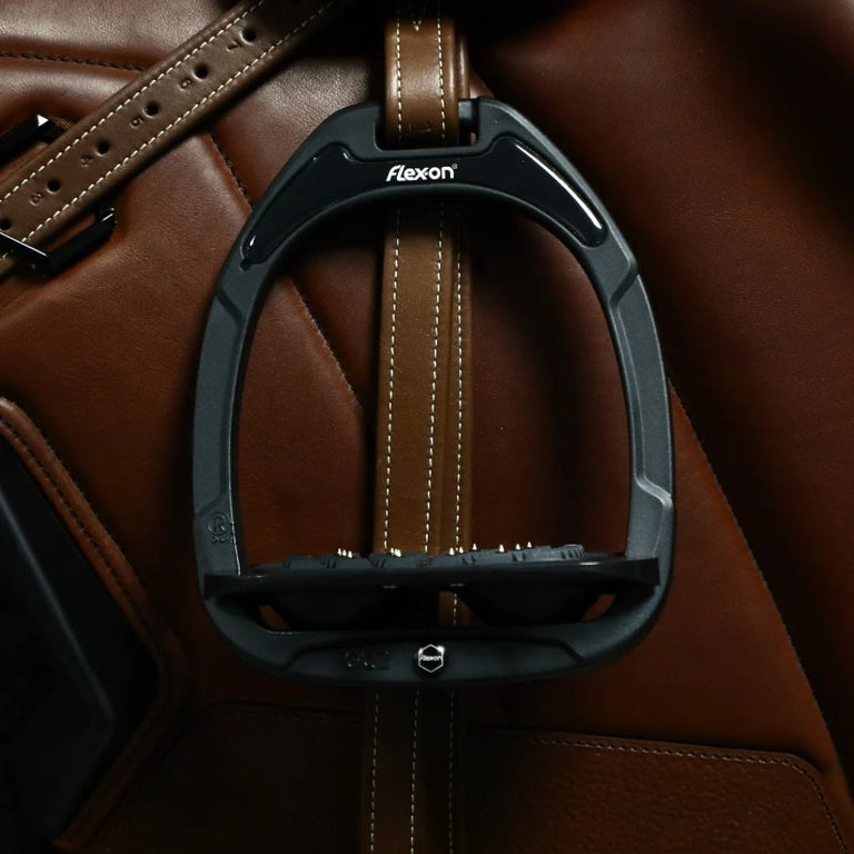 Flex-On Green Composite Stirrups - Black/Black