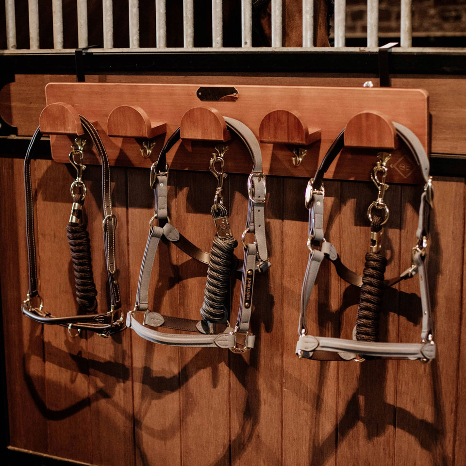 Grooming Deluxe Bridle Rack