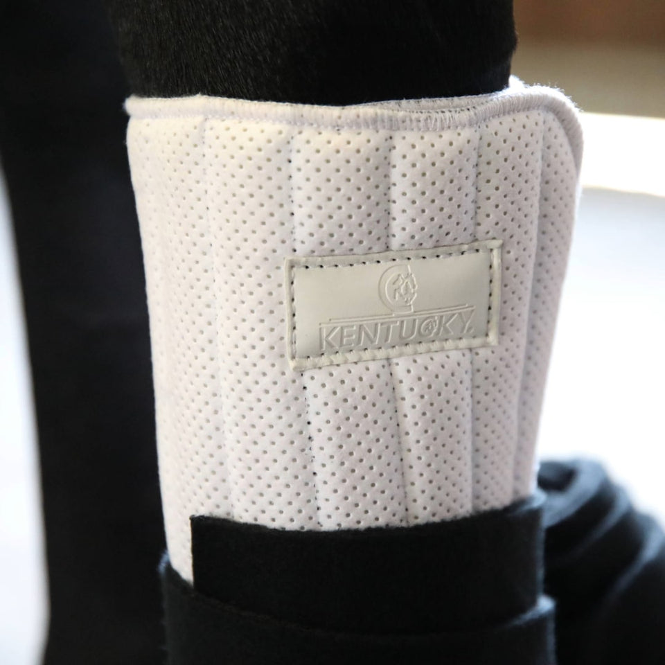 Kentucky Horsewear Absorb Working Bandage Pads - White
