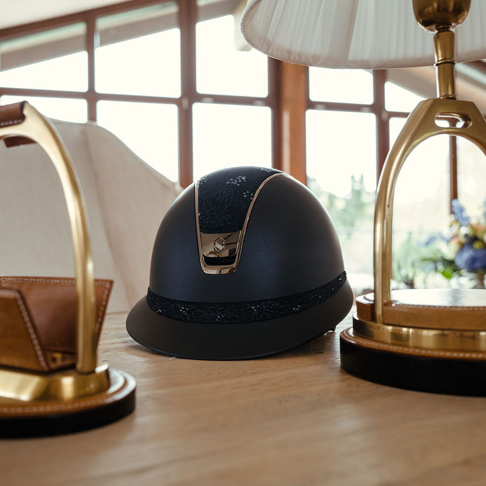 Samshield V2 Miss Shield Navy Shadowmatt with Spring Flower Top and Band