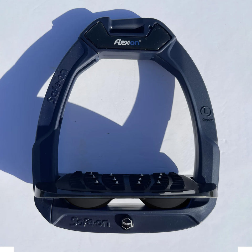Flex-On Safe-On Stirrups - Navy/Black